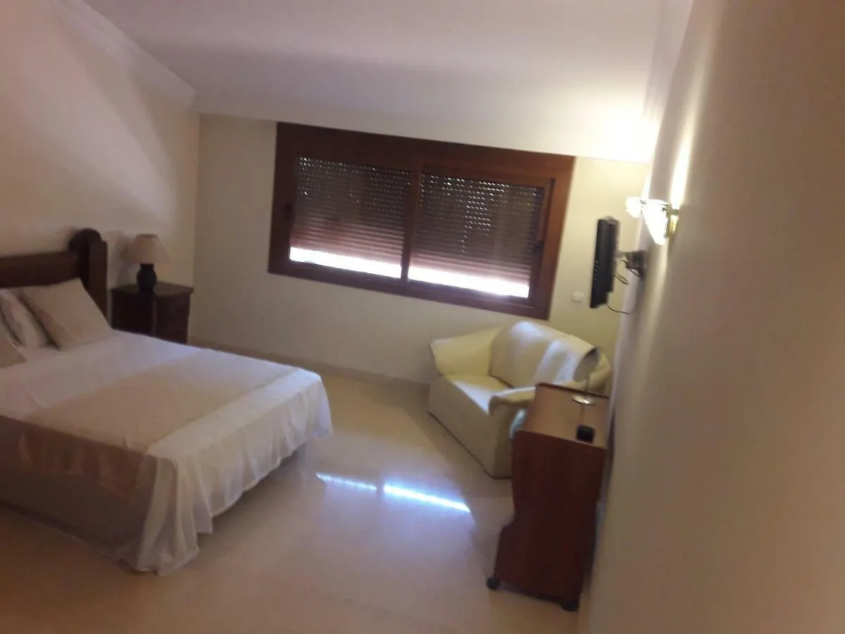 מאלגה Villa Luisa